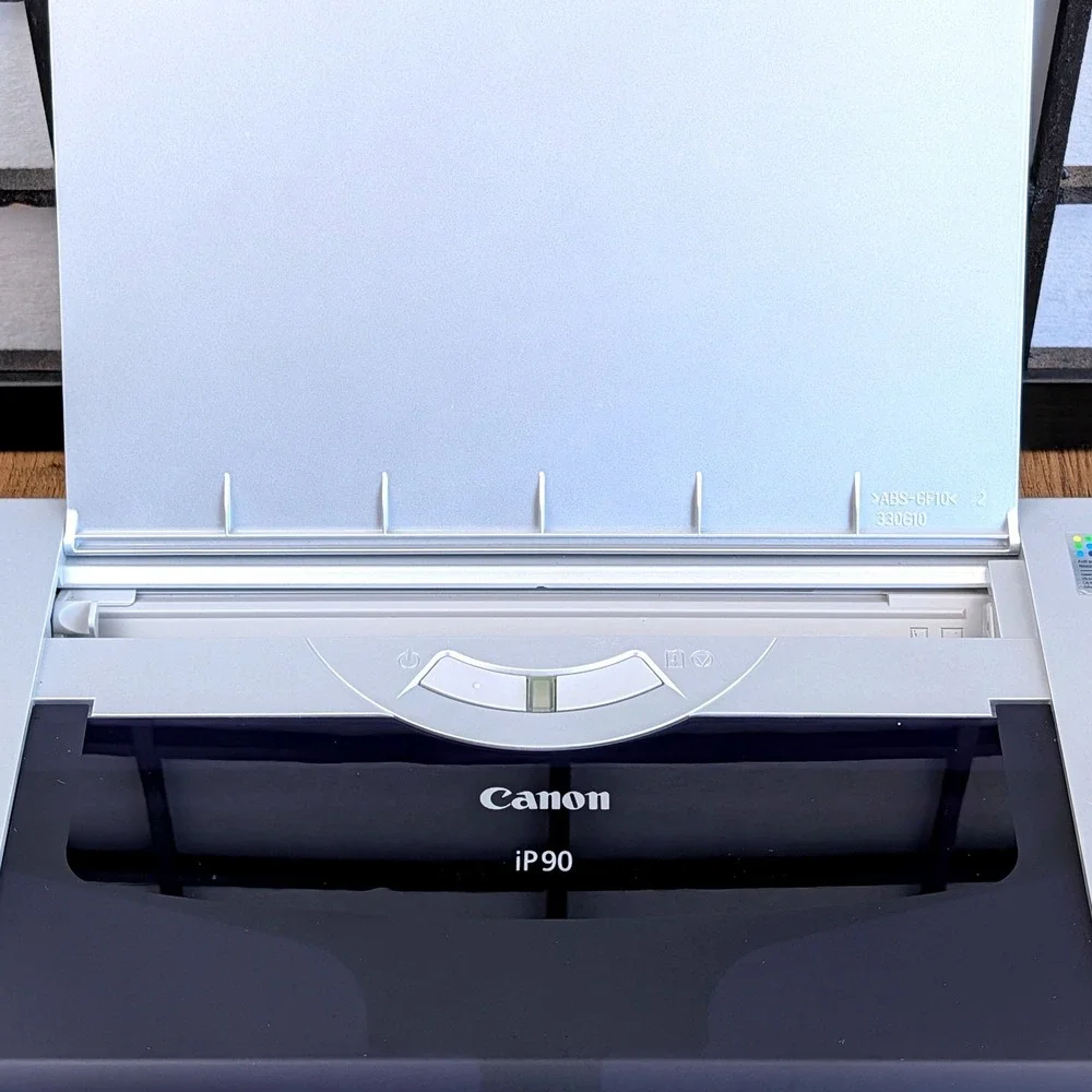 Canon PIXMA iP90 Mobile Photo Printer Silver Portable Inkjet K30244 Tested